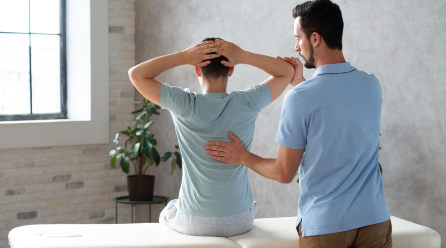 Chiropracteur ou Ostéopathe : quelles sont les différences et qui consulter pour son dos ?