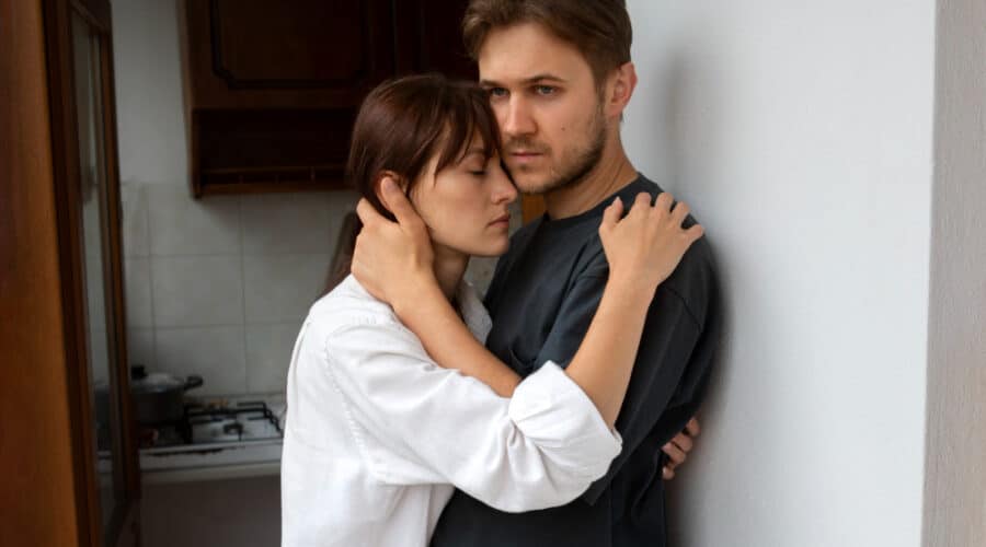 Baisse de désir dans le couple : comprendre la perte de libido chez l’homme et la femme