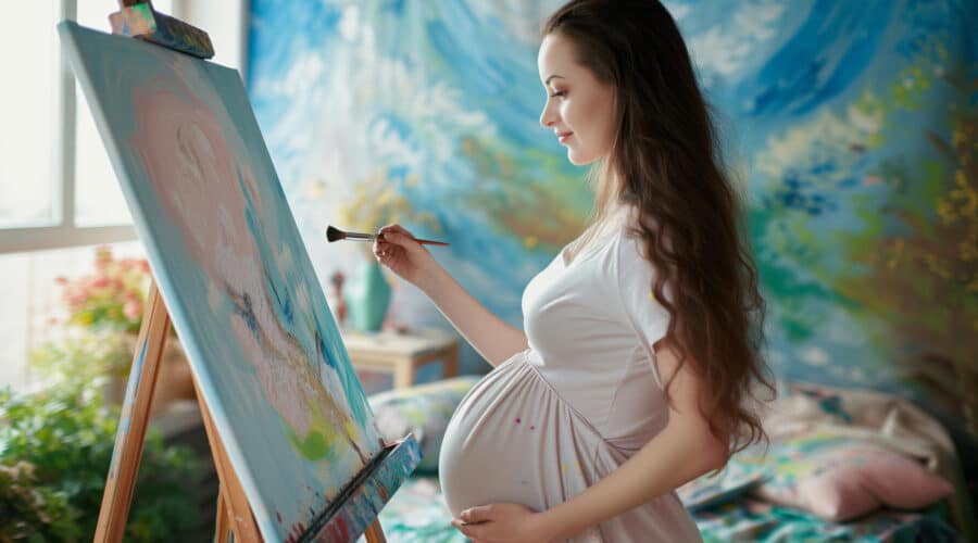 Art-thérapie en périnatalité : accompagner l&rsquo;expérience sensible de la naissance